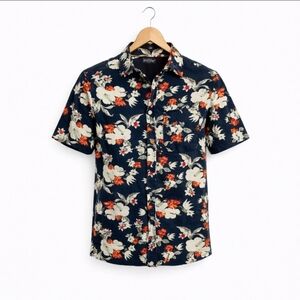 Free Planet Hawaiian Tropical Mens Button Down Shirt Sz Med